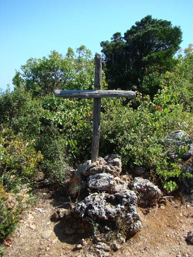 Cruce la margine de drum