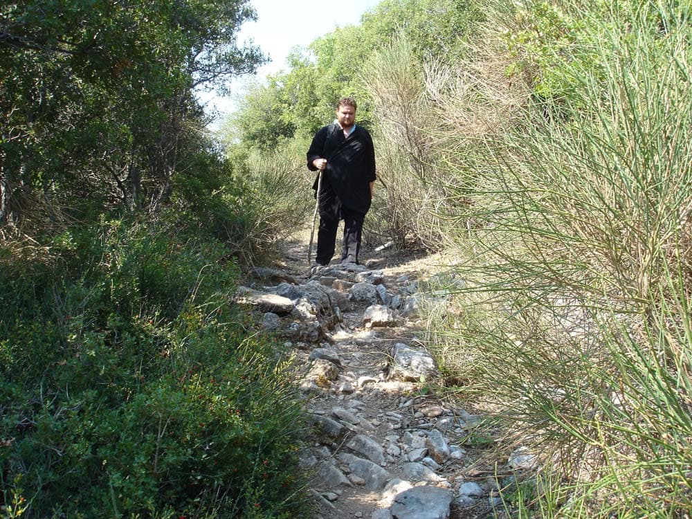 Spre vârful Athonului