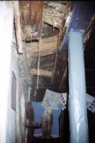 Interiorul Bisericii înainte de restaurare'