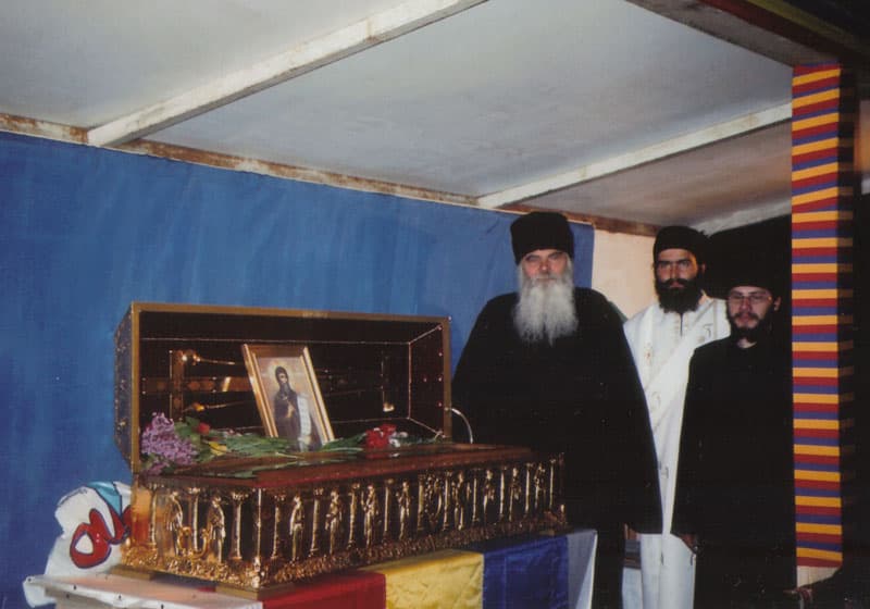 Sfintele Moaşte ale Sfântului Grigorie Decapolitul la Dervent (2004)