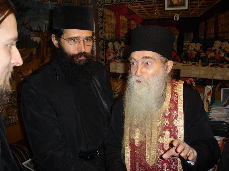 Colindându-l pe Părintele Arsenie